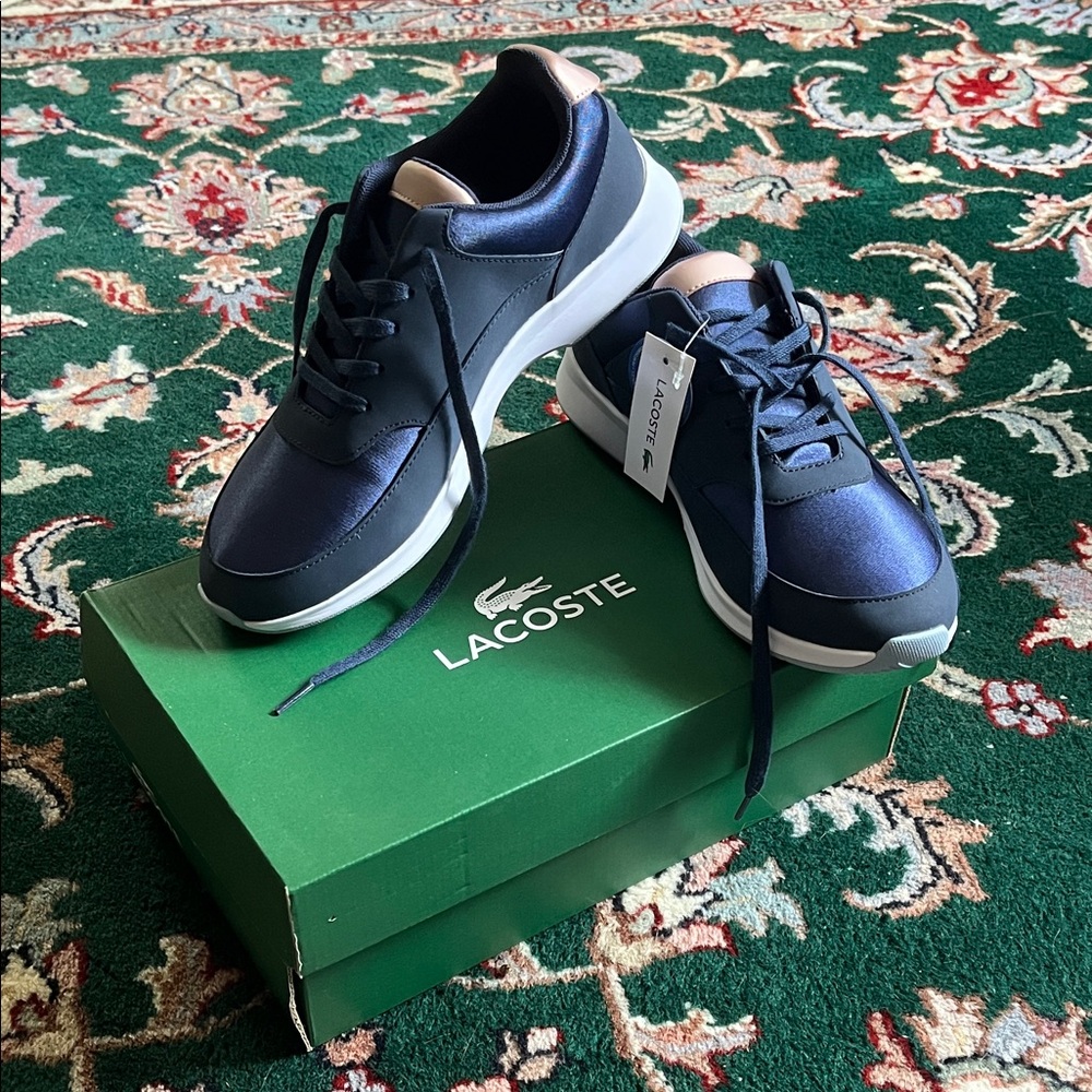 Lacoste Women’s Chaumont Navy Lace-Up Trainers